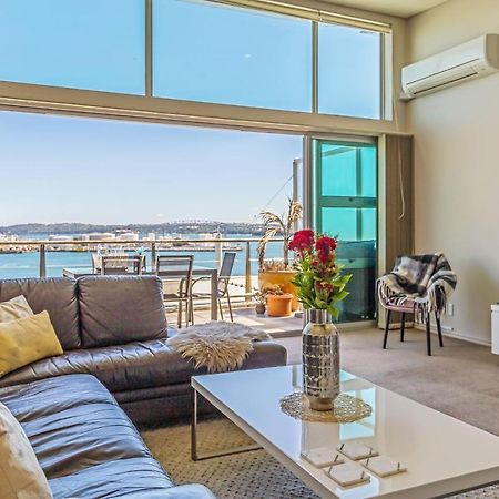 3 Bedroom Penthouse With Fabulous Views Оукланд Екстериор снимка